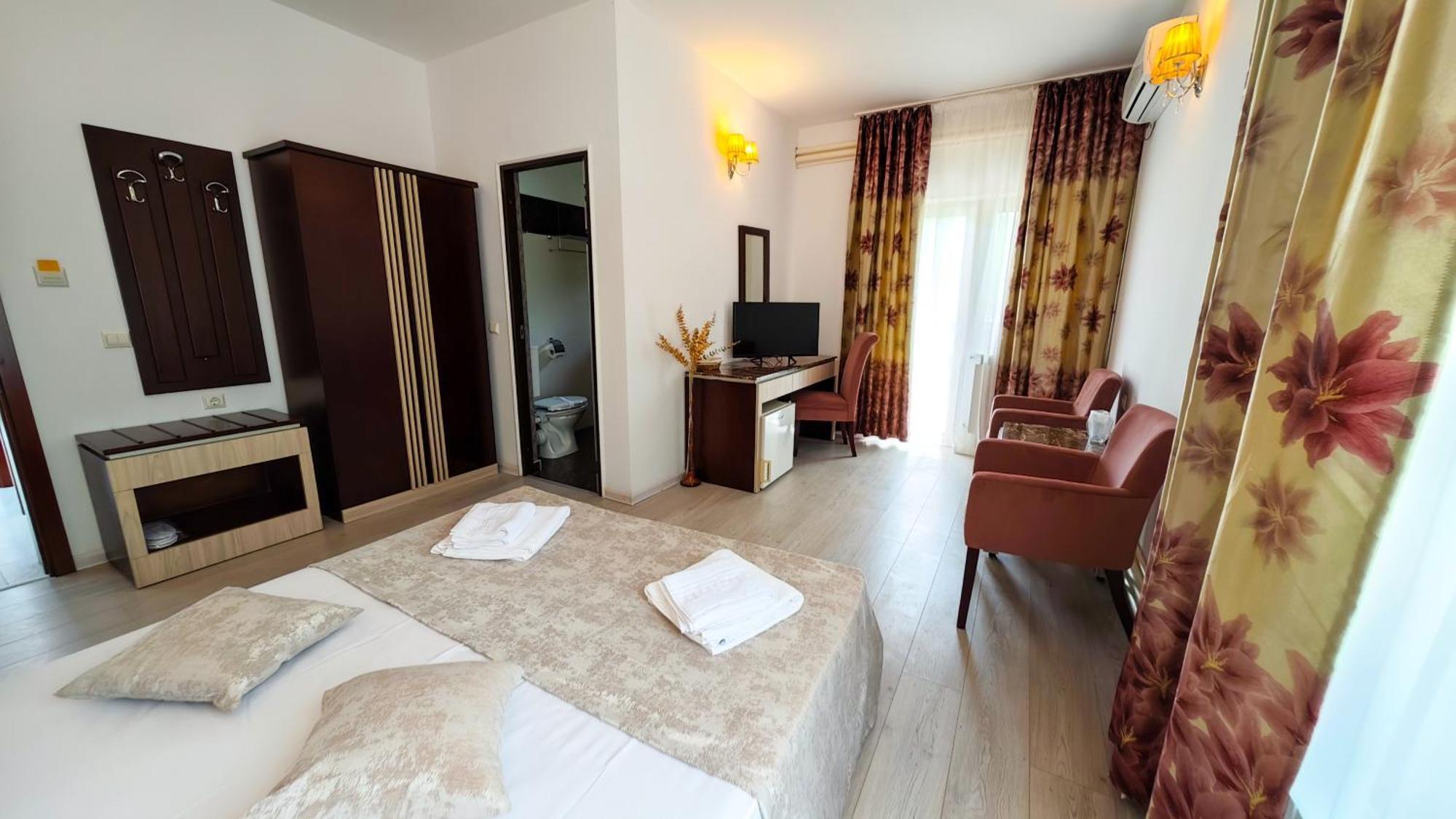 Steaua Apelor Family Resort Nufaru Exterior photo